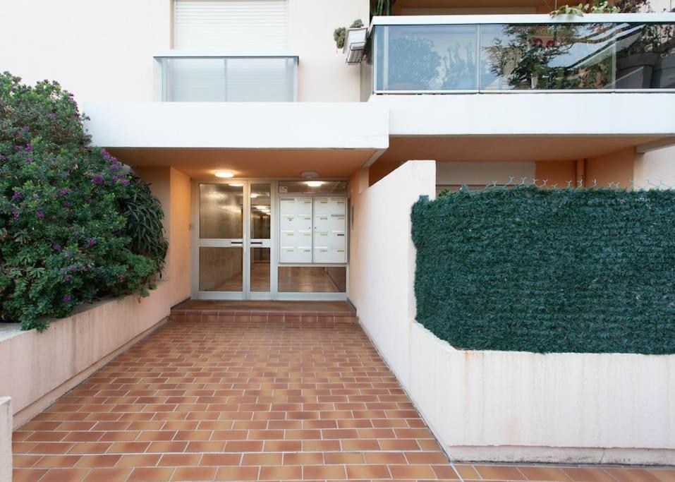 L11 Claire Fontaine Sea View 2 Bdr Ac Parking Swiming Pool *