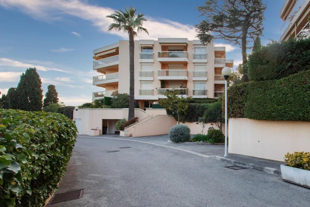 L11 Claire Fontaine Sea View 2 Bdr Ac Parking Swiming Pool *