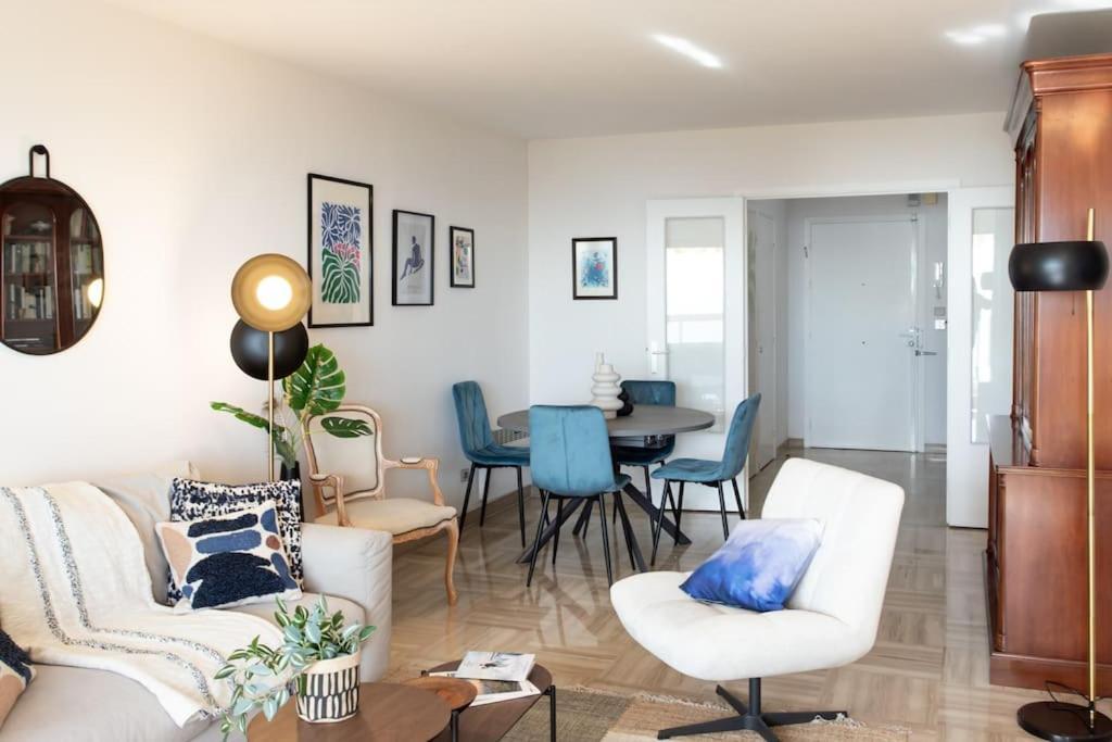 L11 Claire Fontaine Sea View 2 Bdr Ac Parking Swiming Pool Apartment Nizza